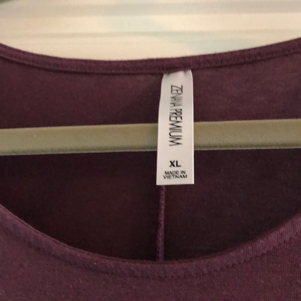Pretty In Plum - Picture 2 of 3